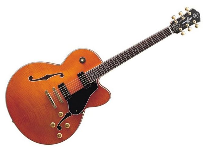 Hovedbilde Yamaha AES1500 Orange Stain / Case